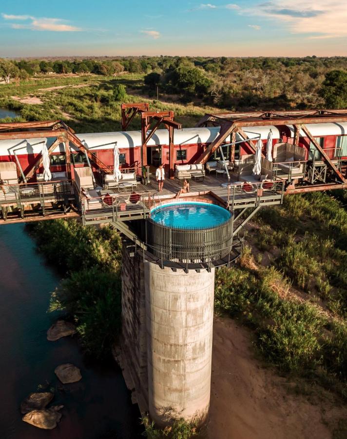 Kruger Shalati - Train On The Bridge & Garden Suites Skukuza Buitenkant foto